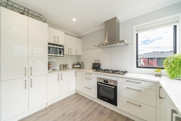 Photo of property in 12 Fenwick Crescent, Wallaceville, Upper Hutt, 5018