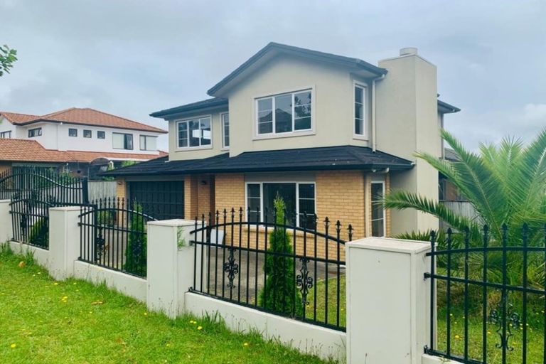 Photo of property in 133 Stancombe Road, Flat Bush, Auckland, 2016