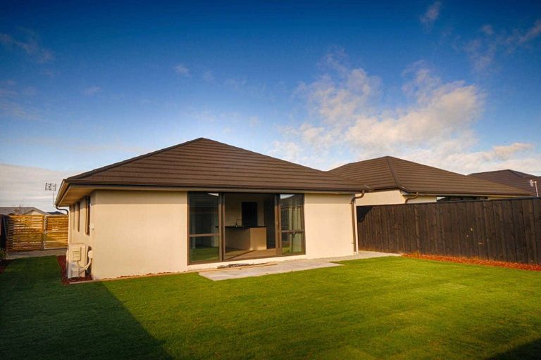 Photo of property in 43 Farnborough Way, Rolleston, 7615