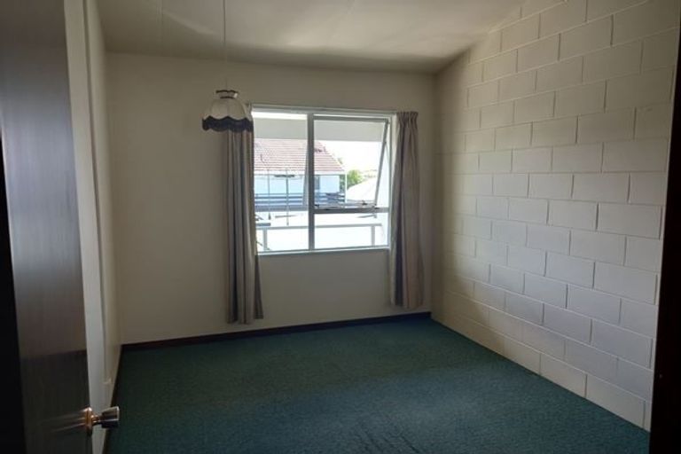 Photo of property in 1/25 Burdale Street, Riccarton, Christchurch, 8011