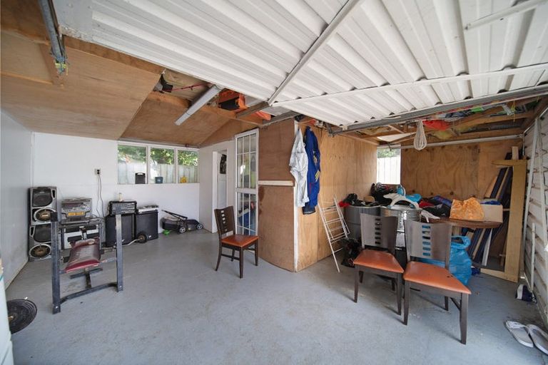 Photo of property in 25 Lachlan Place, Favona, Auckland, 2024