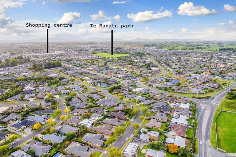 Photo of property in 14 Wiltshire Drive, Huntington, Hamilton, 3210