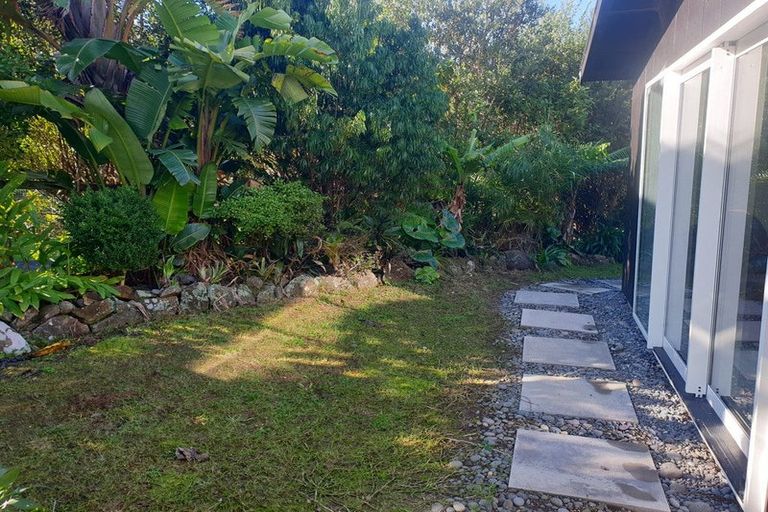 Photo of property in 15 Puriri Place, Tuateawa, Coromandel, 3583