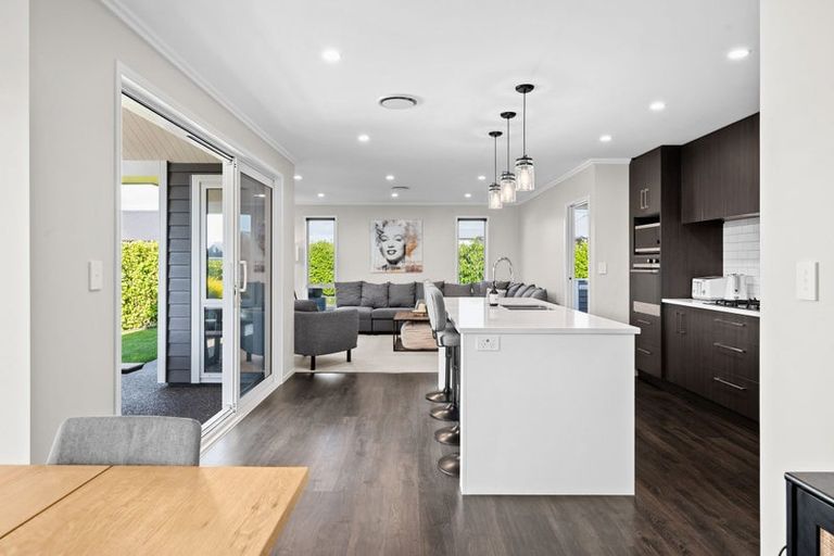 Photo of property in 2 Avian Place, Flagstaff, Hamilton, 3210