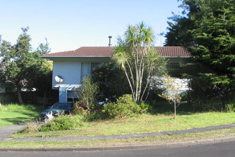 Photo of property in 10 Cottam Grove, Northcross, Auckland, 0632
