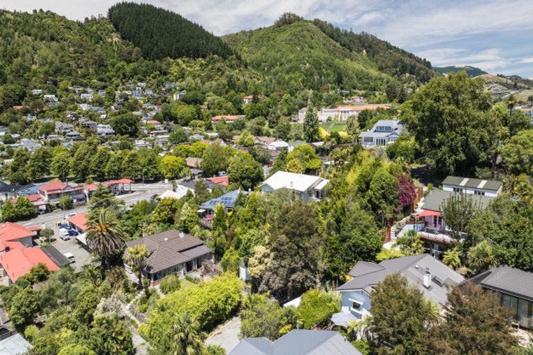 Photo of property in 60 Renwick Place, Nelson South, Nelson, 7010