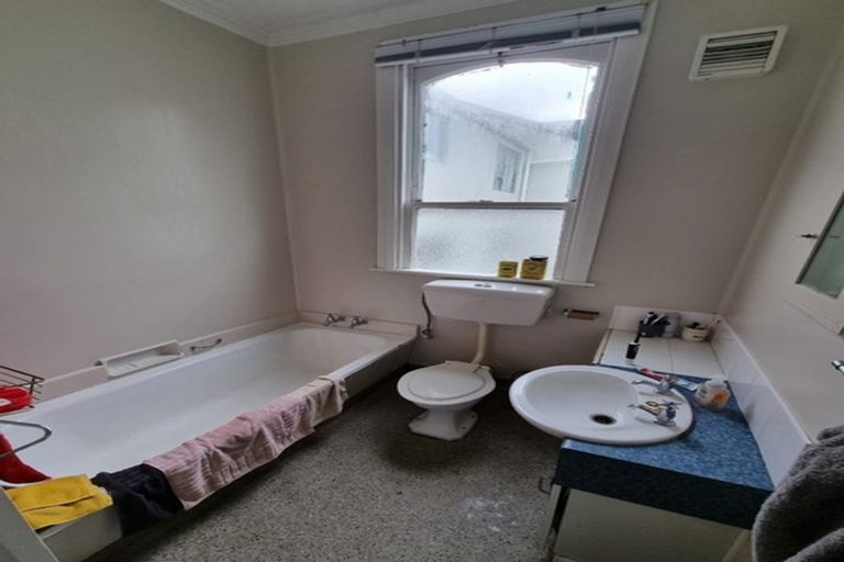 Photo of property in 295 The Terrace, Te Aro, Wellington, 6011