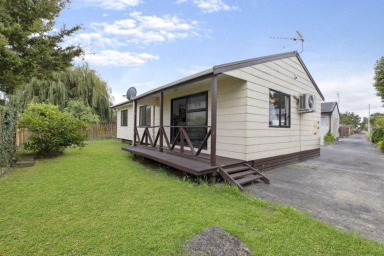 Photo of property in 25 Margaret Road, Raumati Beach, Paraparaumu, 5032