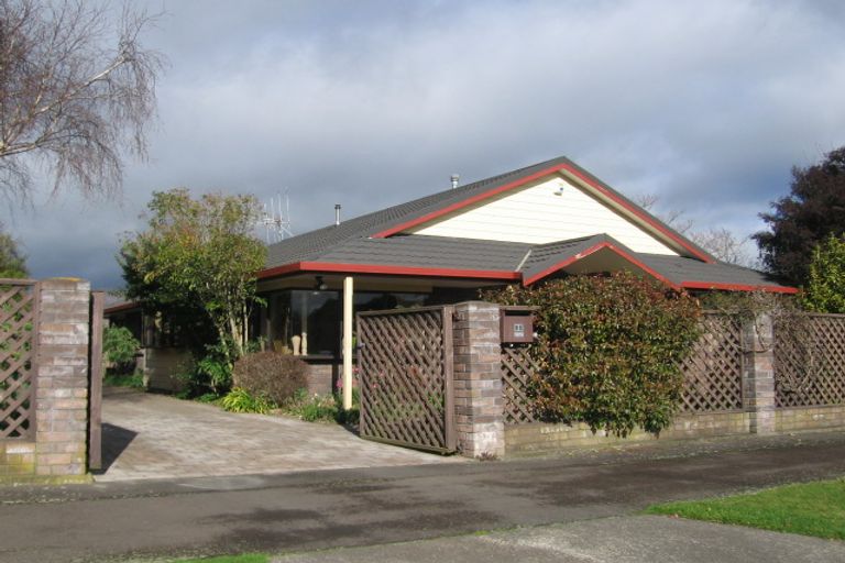 Photo of property in 66 Stanley Avenue, Palmerston North, 4414