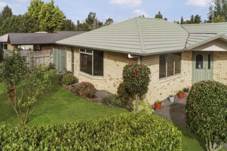 Photo of property in 20 Macmillan Street, Katikati, 3129