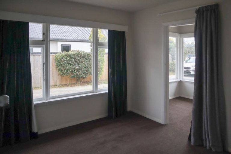 Photo of property in 153 Ilam Road, Ilam, Christchurch, 8041