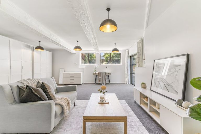 Photo of property in 6 Dell Way, Bucklands Beach, Auckland, 2014