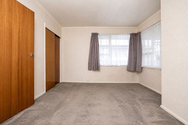 Photo of property in 2/12 Caxton Street, Onekawa, Napier, 4110