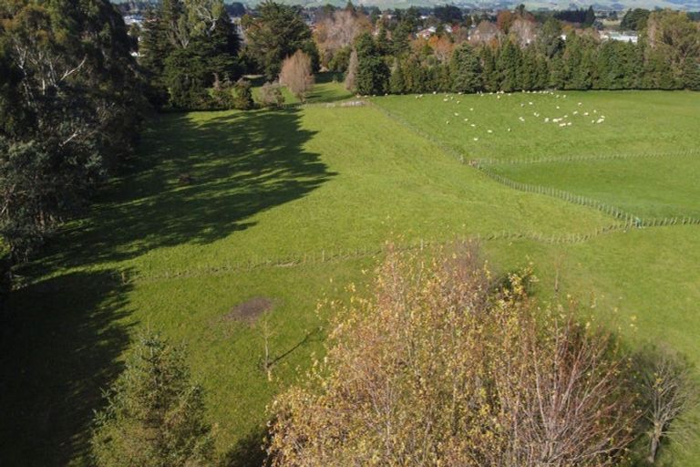 Photo of property in 241 Adelaide Road, Dannevirke, 4930