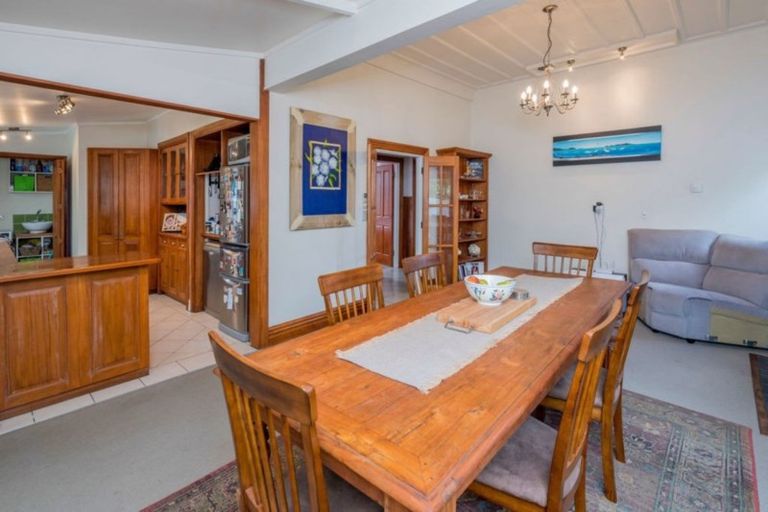 Photo of property in 8 Hereford Street, Levin, 5510