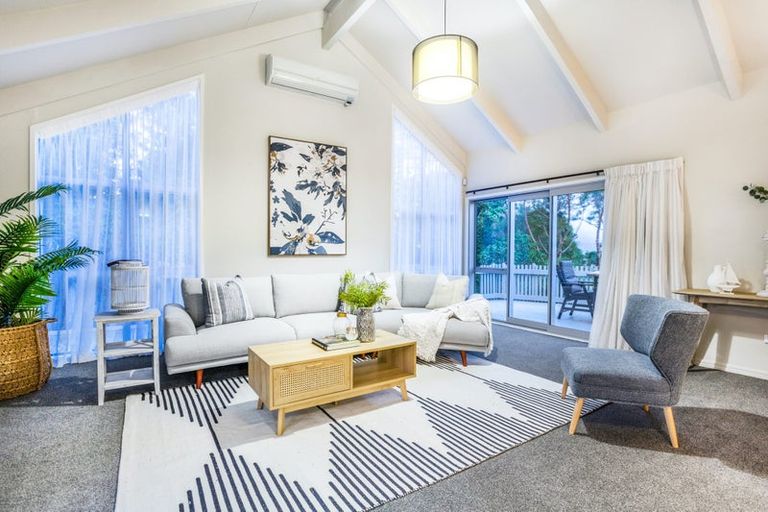 Photo of property in 170 Paremata Road, Paremata, Porirua, 5024