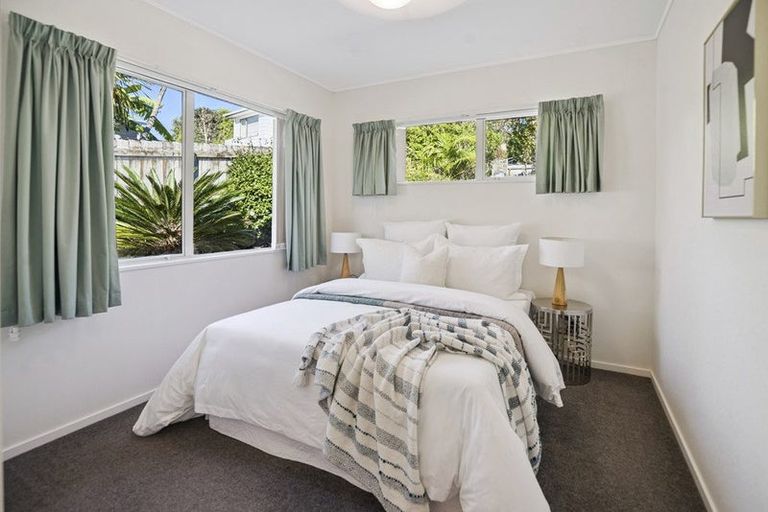 Photo of property in 36b Charlotte Street, Stanmore Bay, Whangaparaoa, 0932