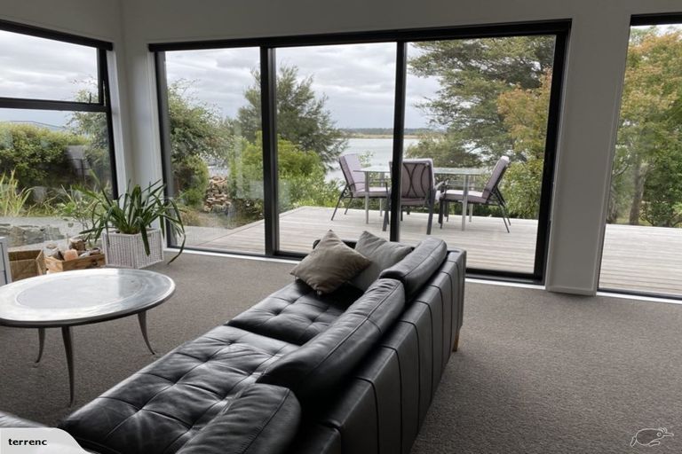 Photo of property in 5 Te Awakura Terrace, Mount Pleasant, Christchurch, 8081