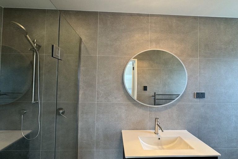 Photo of property in 1/30 Wellesley Road, Mangere Bridge, Auckland, 2022