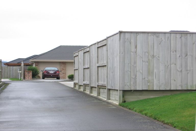 Photo of property in 143 Schnell Drive, Kelvin Grove, Palmerston North, 4414