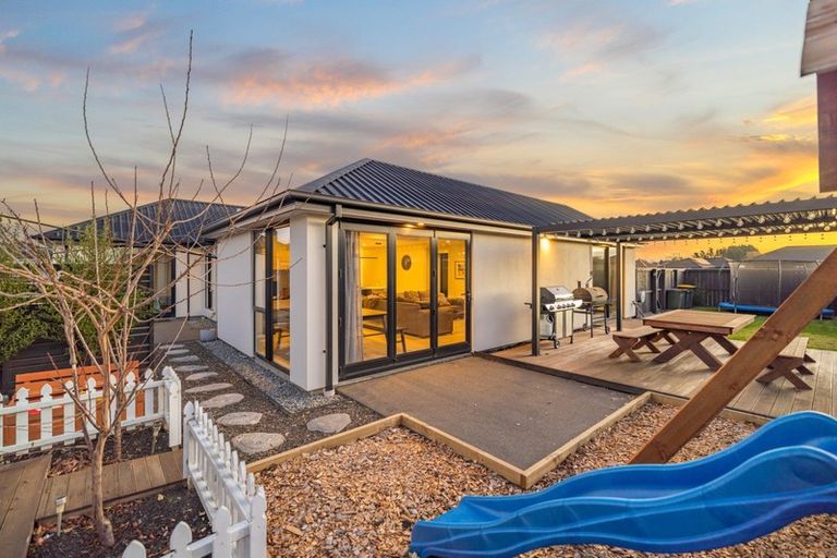 Photo of property in 79 Prestons Park Drive, Marshland, Christchurch, 8083