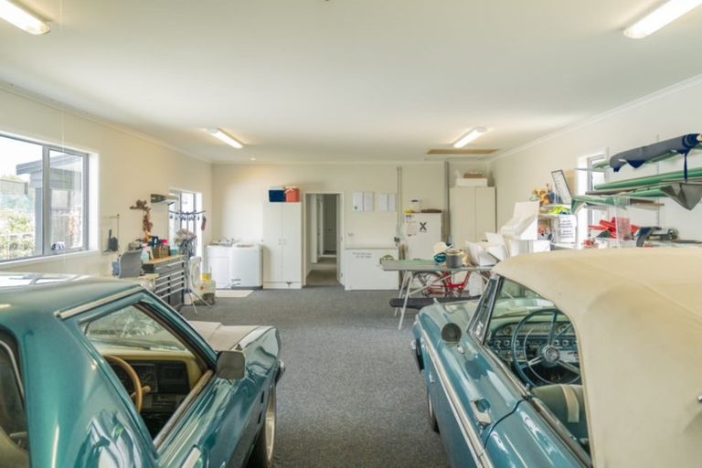 Photo of property in 20 Roseberry Place, Whitianga, 3510