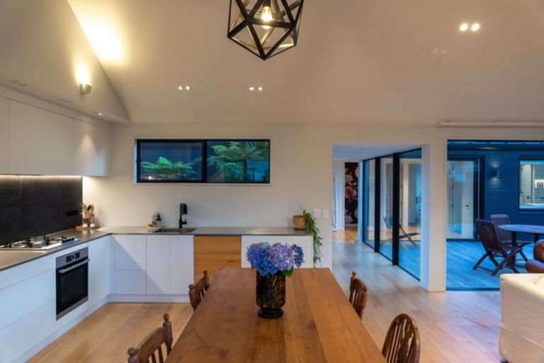 Photo of property in 126 Bowhill Road, New Brighton, Christchurch, 8083