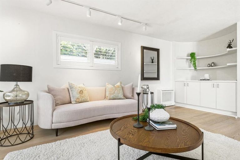 Photo of property in 13/212 Hurstmere Road, Takapuna, Auckland, 0622