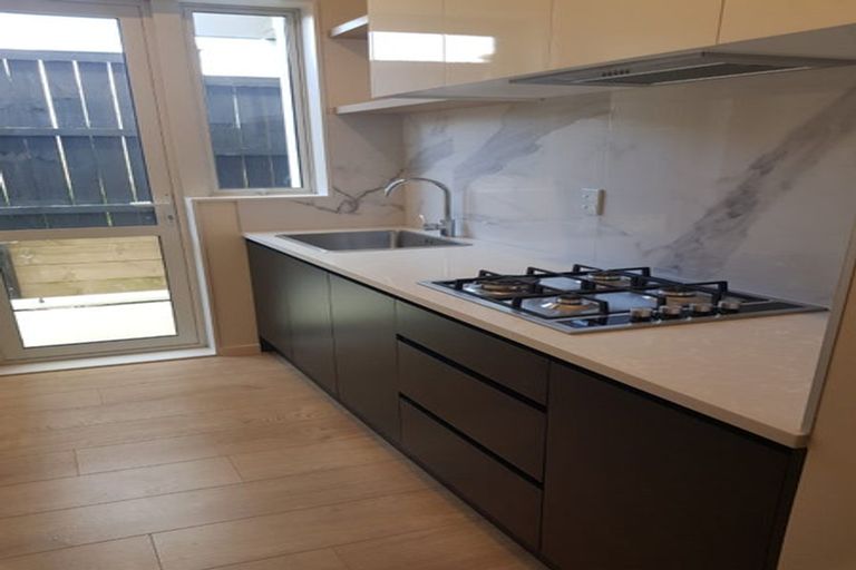 Photo of property in 16 Black Shed Road, Flat Bush, Auckland, 2019