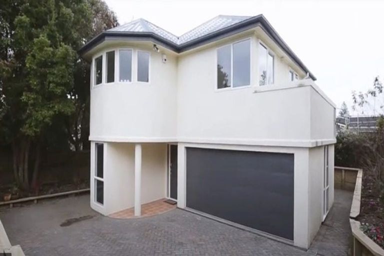 Photo of property in 1/42 Holland Road, Hillcrest, Auckland, 0627