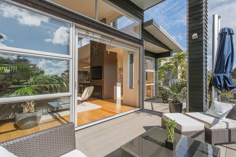 Photo of property in 59 Park Rise, Campbells Bay, Auckland, 0630