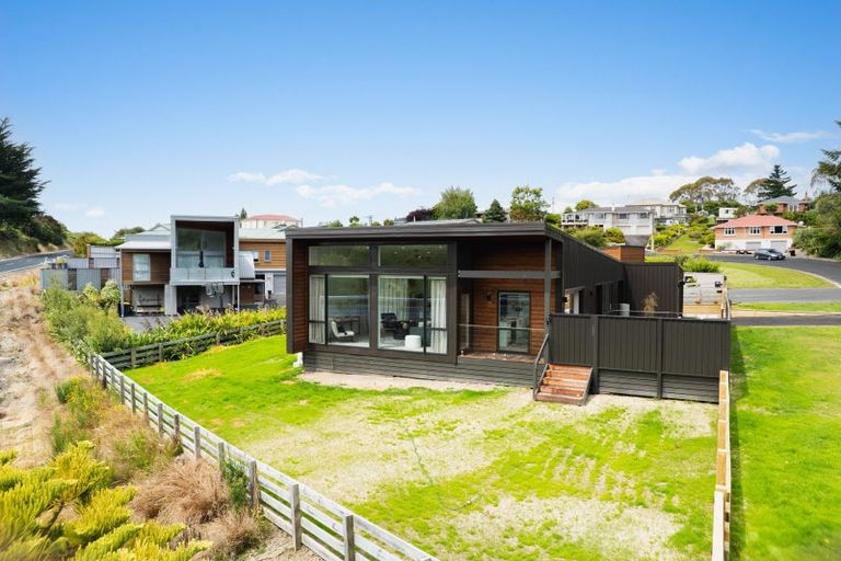 Photo of property in 20 Coach Road, Fairfield, Dunedin, 9018