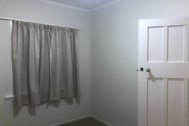 Photo of property in 56 Old Wairoa Road, Papakura, 2110