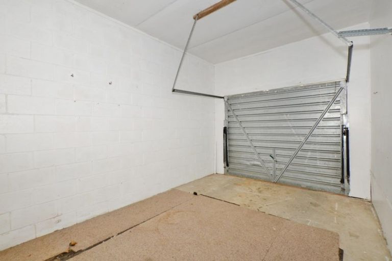 Photo of property in 35 Western Hills Drive, Kensington, Whangarei, 0112