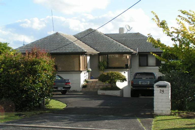 Photo of property in 24 Pine Ridge Terrace, Hauraki, Auckland, 0622