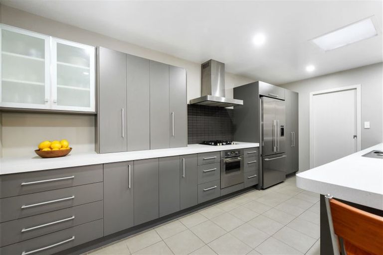 Photo of property in 34 Somerton Drive, Huntington, Hamilton, 3210