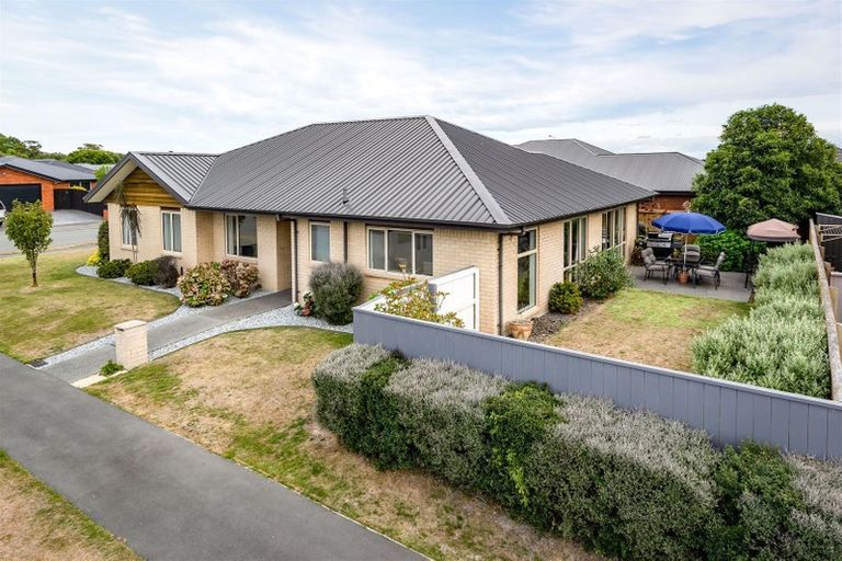 Photo of property in 1 Villi Place, Woolston, Christchurch, 8062