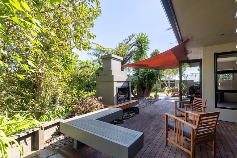 Photo of property in 69a Karamea Street, Whalers Gate, New Plymouth, 4310