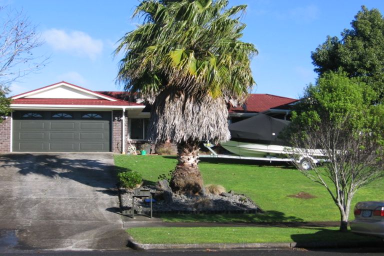 Photo of property in 6 Estelle Place, Farm Cove, Auckland, 2012