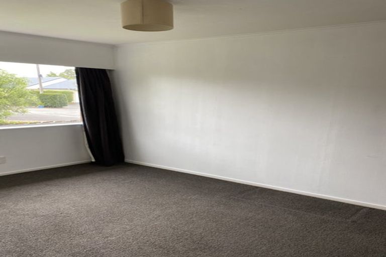 Photo of property in 50c Braid Road, St Andrews, Hamilton, 3200