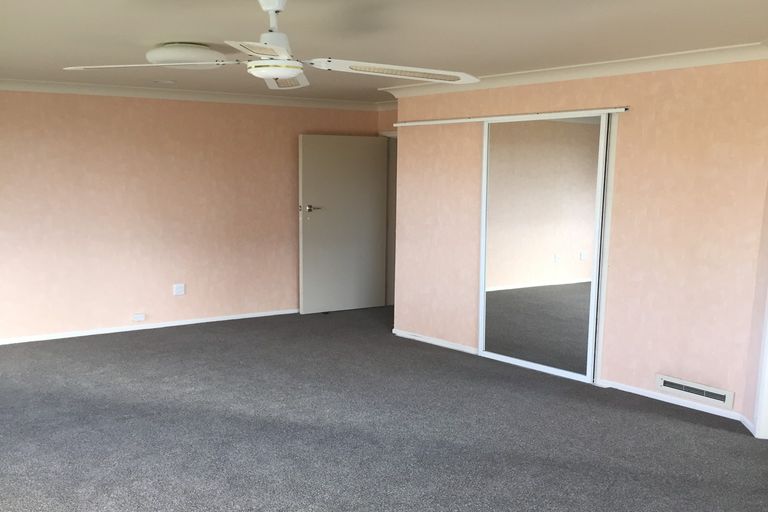 Photo of property in 27 Fuchsia Avenue, Pukete, Hamilton, 3200