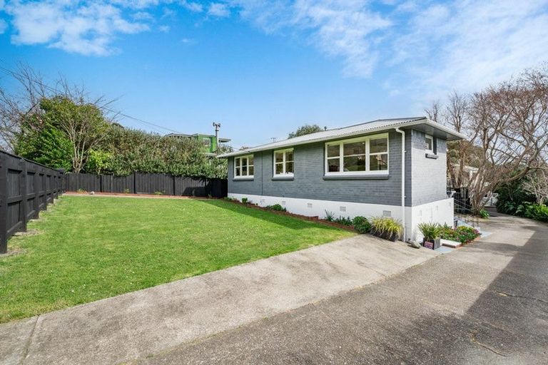 Photo of property in 86a Winara Avenue, Waikanae, 5036