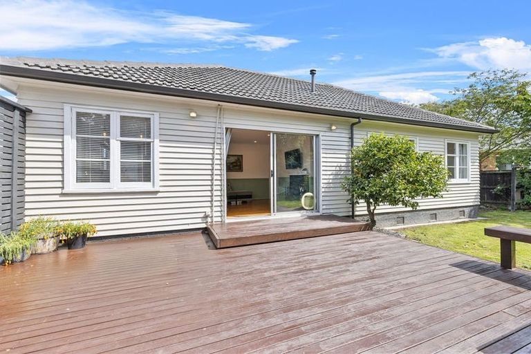 Photo of property in 12 Braemar Place, Avonside, Christchurch, 8061