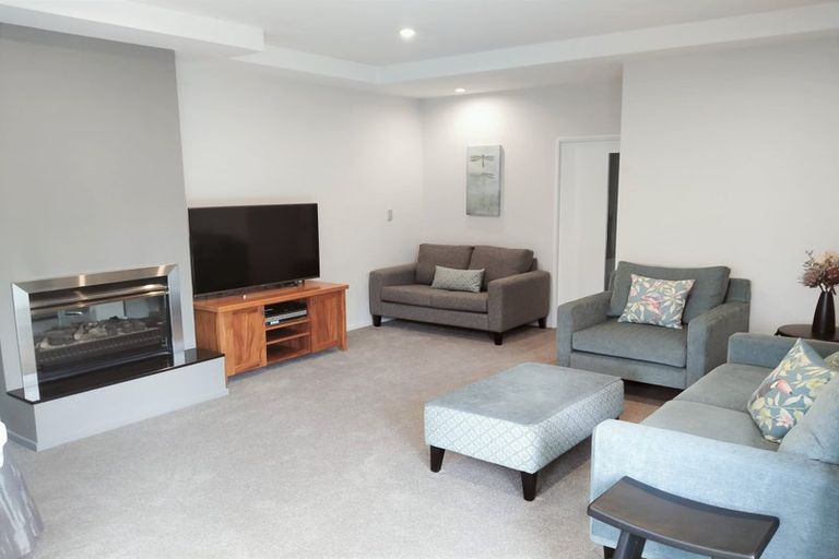 Photo of property in 35 Brookfield Drive, Northwood, Christchurch, 8051