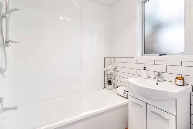 Photo of property in 108 Rifle Range Road, Dinsdale, Hamilton, 3204