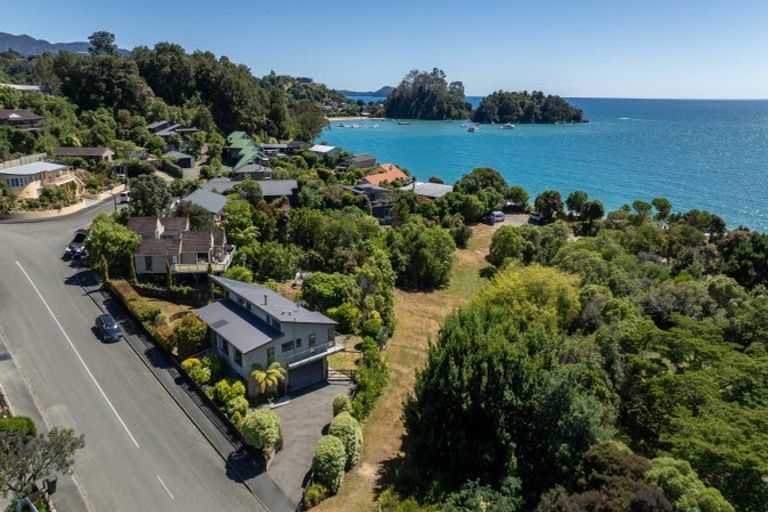 Photo of property in 19 Rowling Road, Kaiteriteri, Motueka, 7197