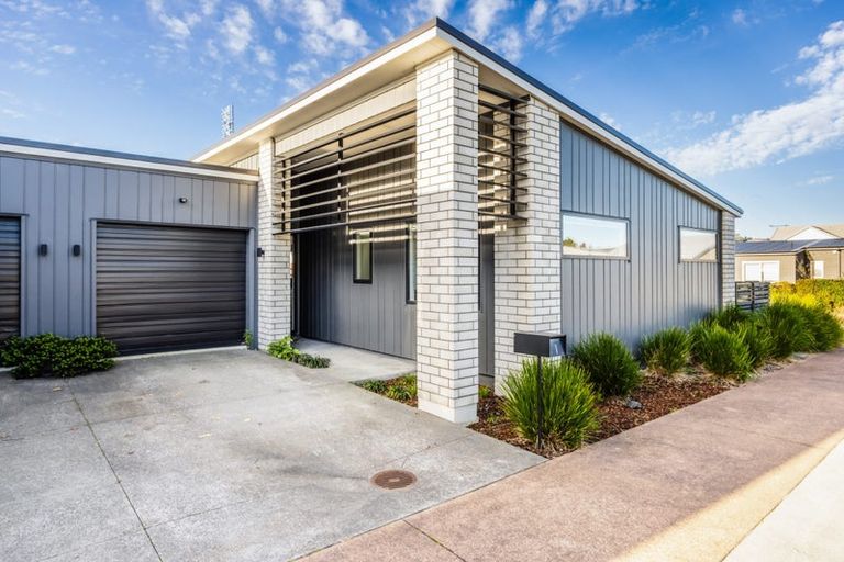 Photo of property in 1 Waharau Lane, Ramarama, 2579