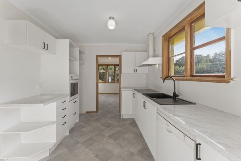 Photo of property in 8 Kiwi Street, Heretaunga, Upper Hutt, 5018