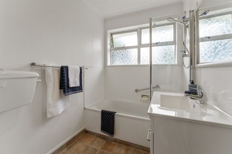 Photo of property in 2b David Street, Waikanae, 5036