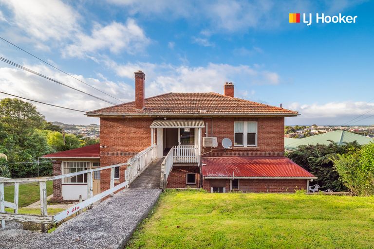 Photo of property in 44 Moana Crescent, Musselburgh, Dunedin, 9013
